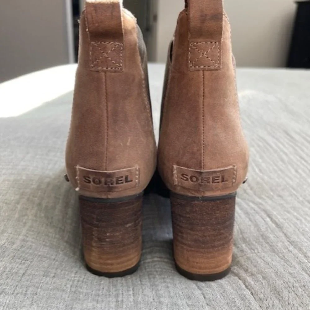 SOREL Boots - Picture 3 of 6